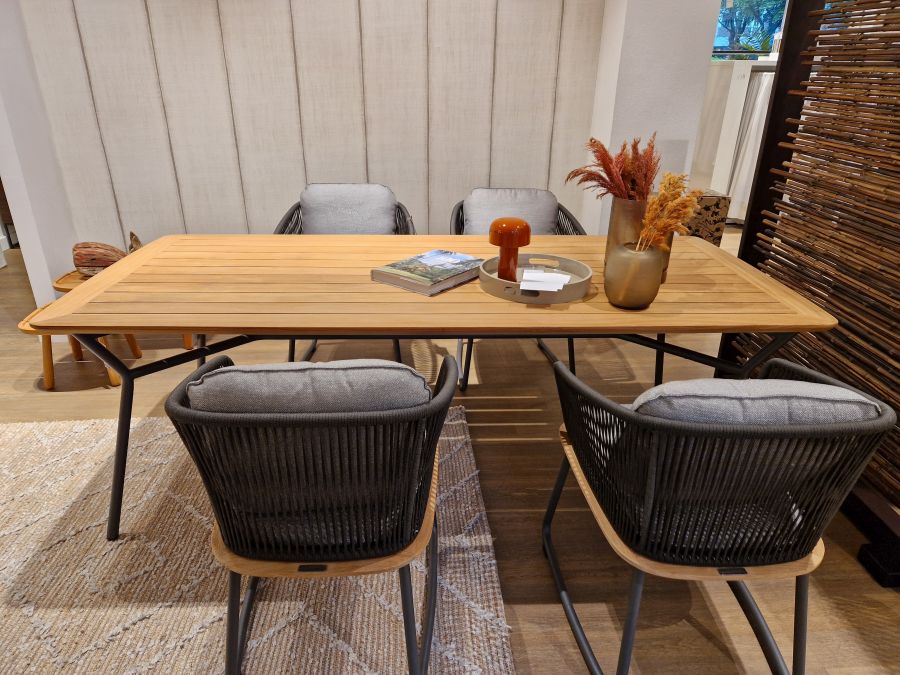 Gartengruppe aus Denia Tisch + 4 Denia D